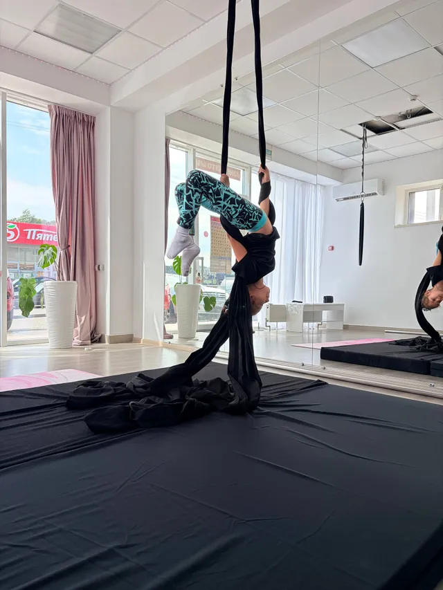 Воздушная гимнастика для детей — занятие в студии VOODOODANCE, фото 2